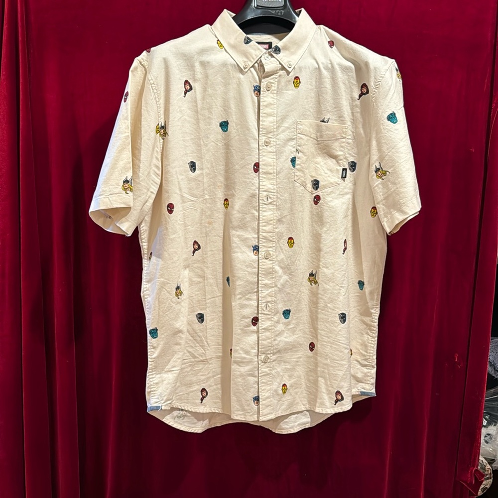 Vans x Marvel Avengers Houser Short Sleeve Shirt oxford button down Men XL